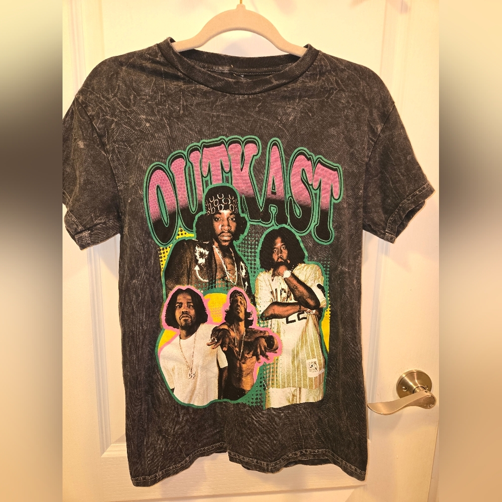 NWT Outkast Tee Concert Tshirt Small